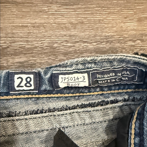 Miss Me Boot Cut Jeans with Embellished Pockets - Picture 2 of 3